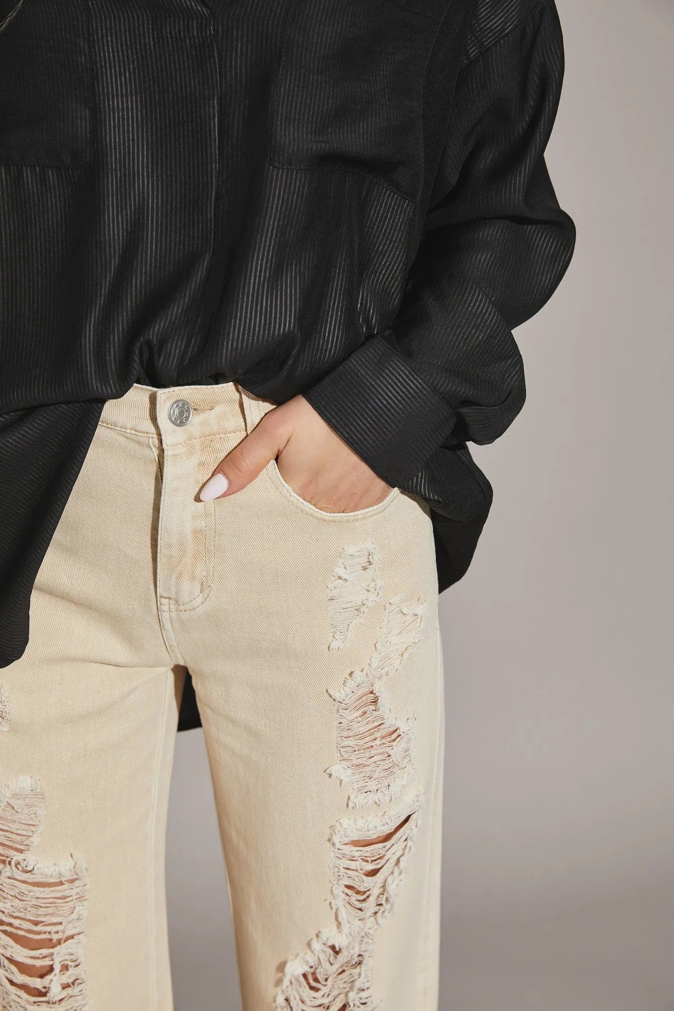 Distressed High Waist Denim Pants with Cut Edge Hem – Retro Streetwear