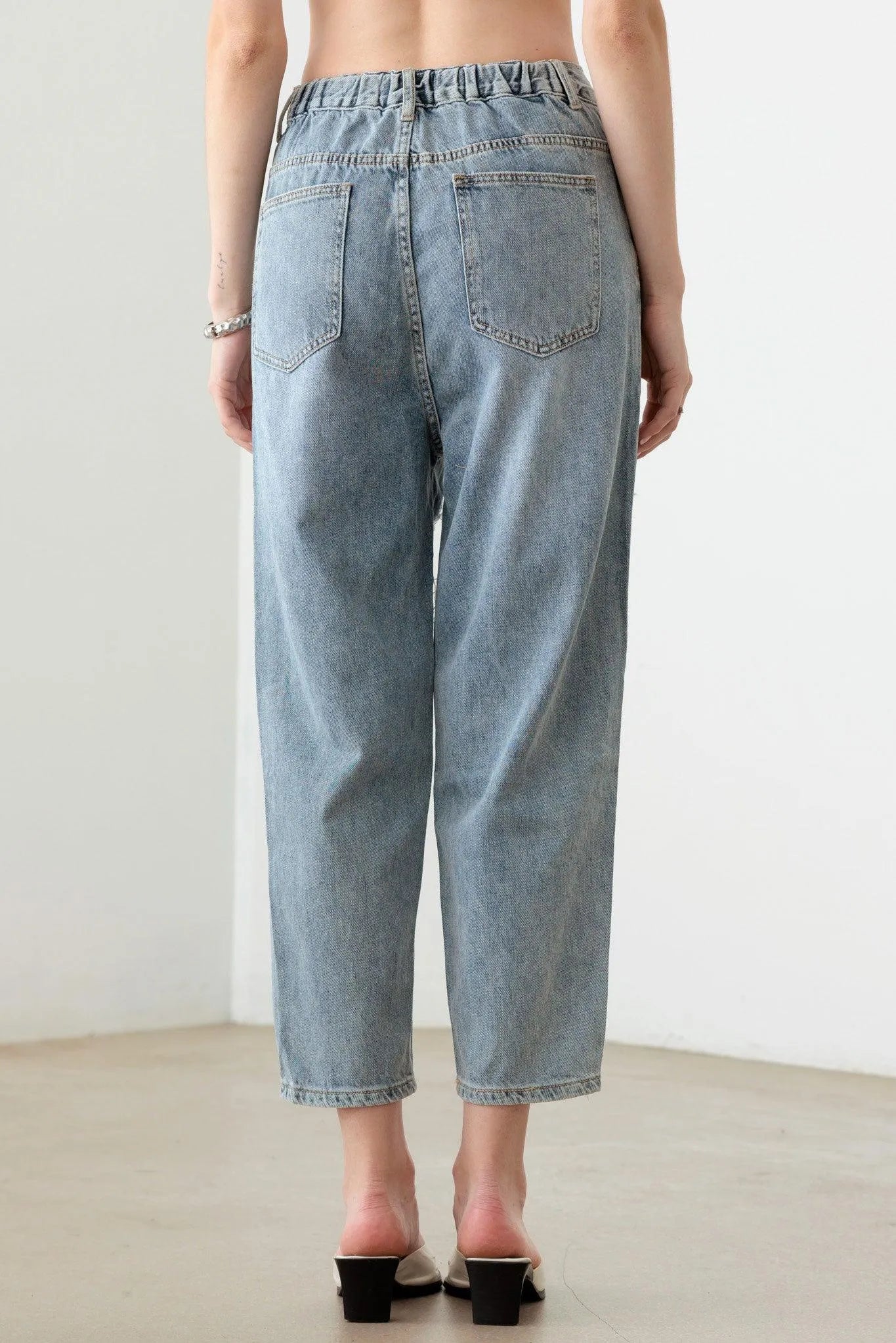 Light Blue High Waist Barrel Leg Distressed Jeans – Loose Fit Denim